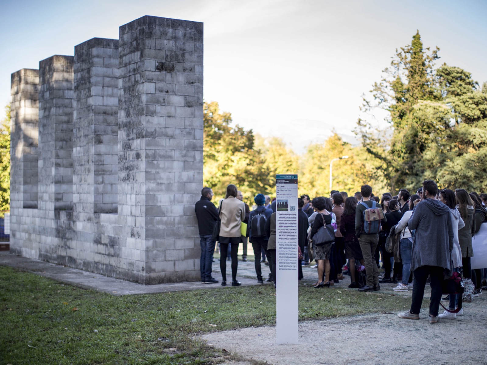 Sol LeWitt, Four Pillars — dettaglio — © laboratorio Museo Facile / DLF UNICAS